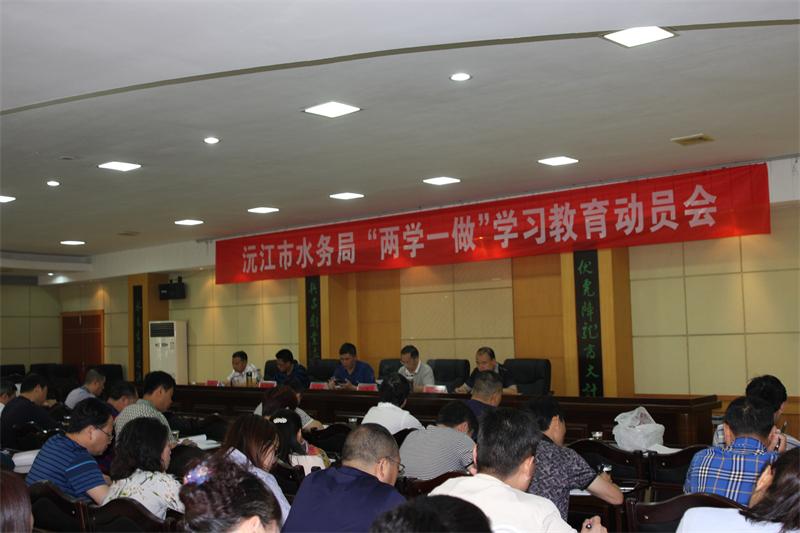 国产AV熟女一区二区三区