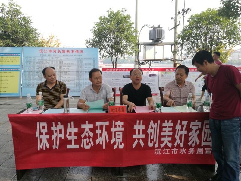 国产AV熟女一区二区三区